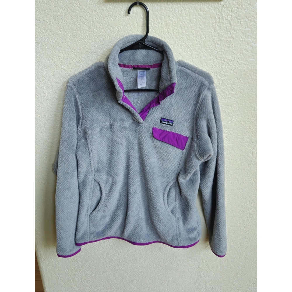 Patagonia Women's Re-Tool Snap-T Fleece Pullover Light Gray/Purple, Size M